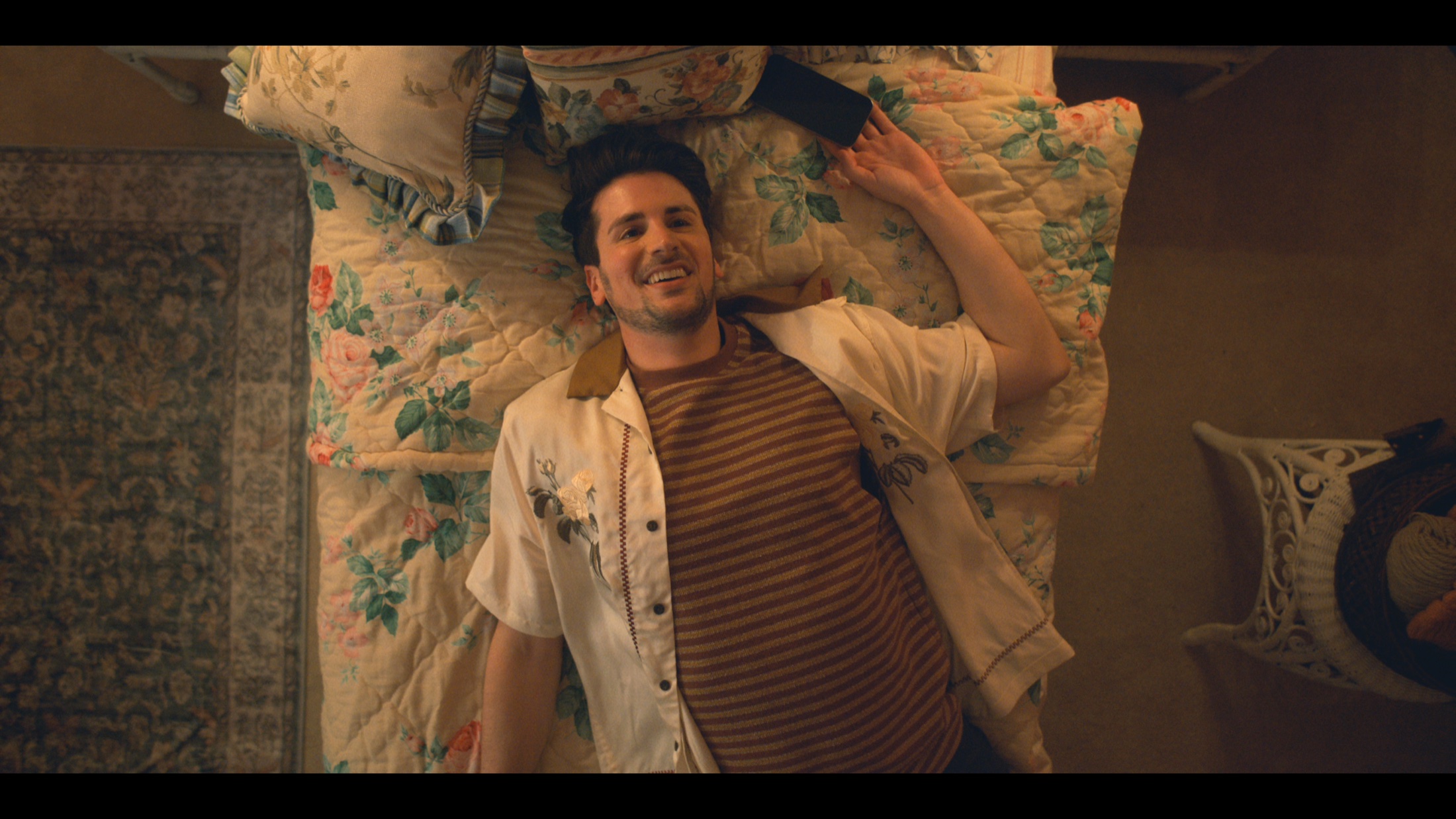 Noam Ash as Nate in Bookends